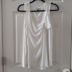 Sweet Soft White Tank with Bow Detail size Large
